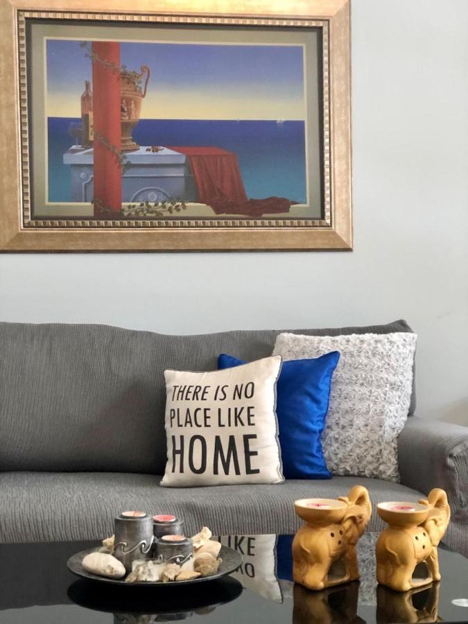אתונה Comfortable Apt , 5 Min Walk To Acropolis מראה חיצוני תמונה