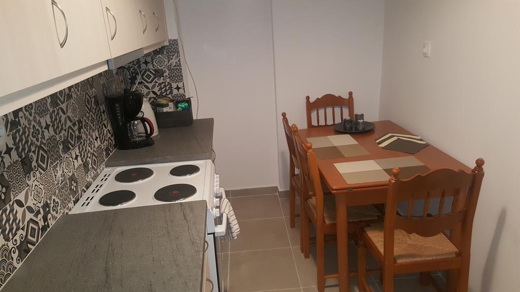 אתונה Comfortable Apt , 5 Min Walk To Acropolis מראה חיצוני תמונה